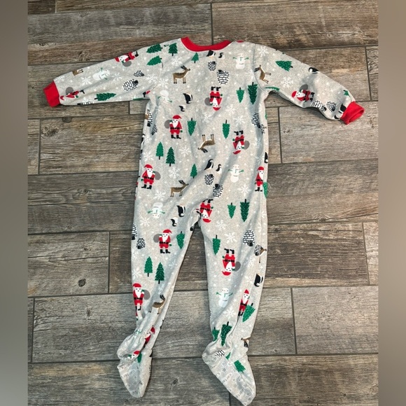 Pajamas​ - Picture 3 of 5